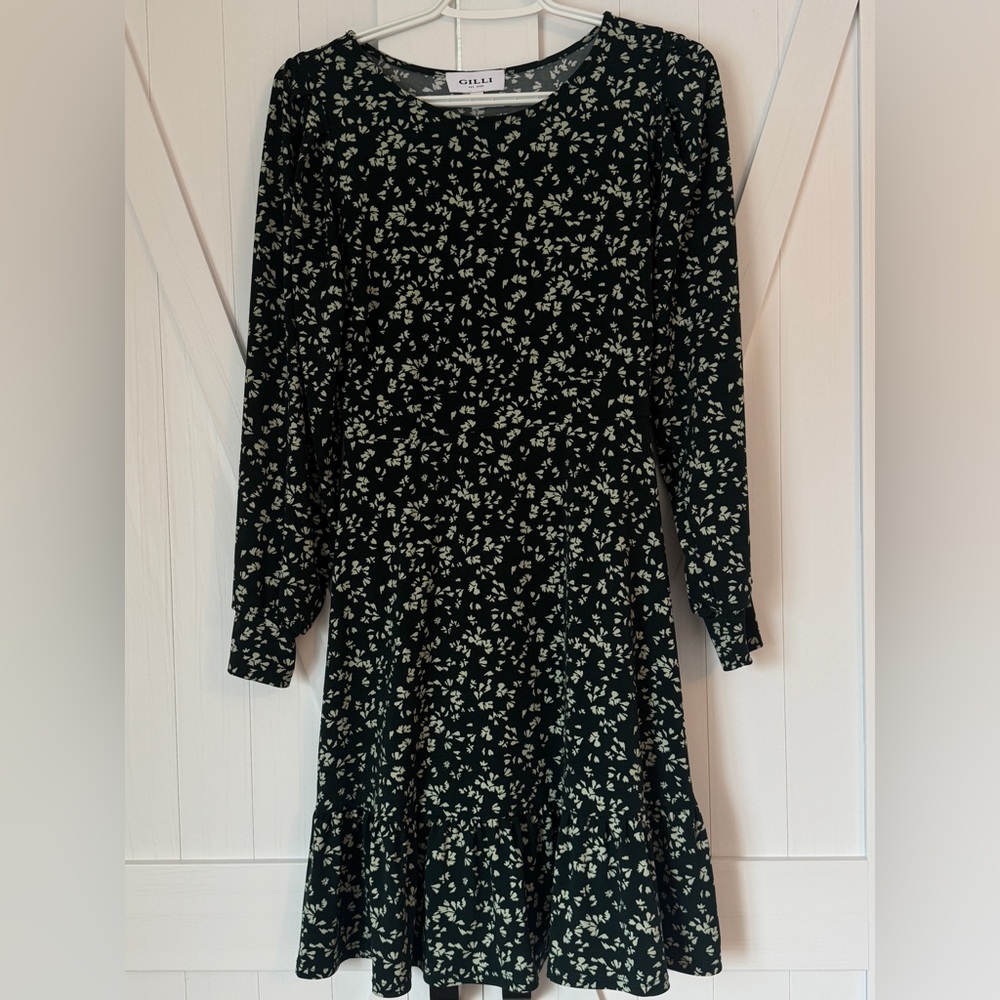 Gilli light stretchy women’s dress size small